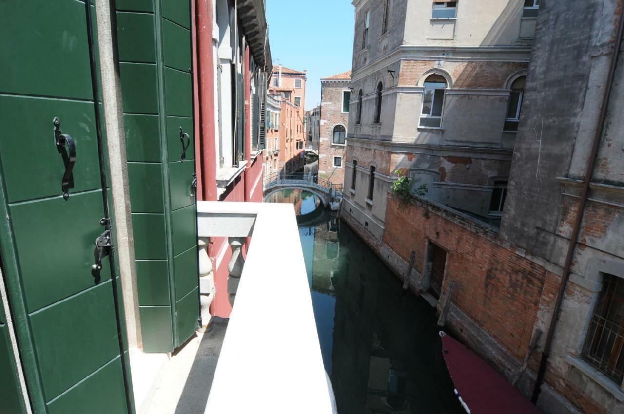 Sunny Canal A/C Wifi Lägenhet Venedig Exteriör bild