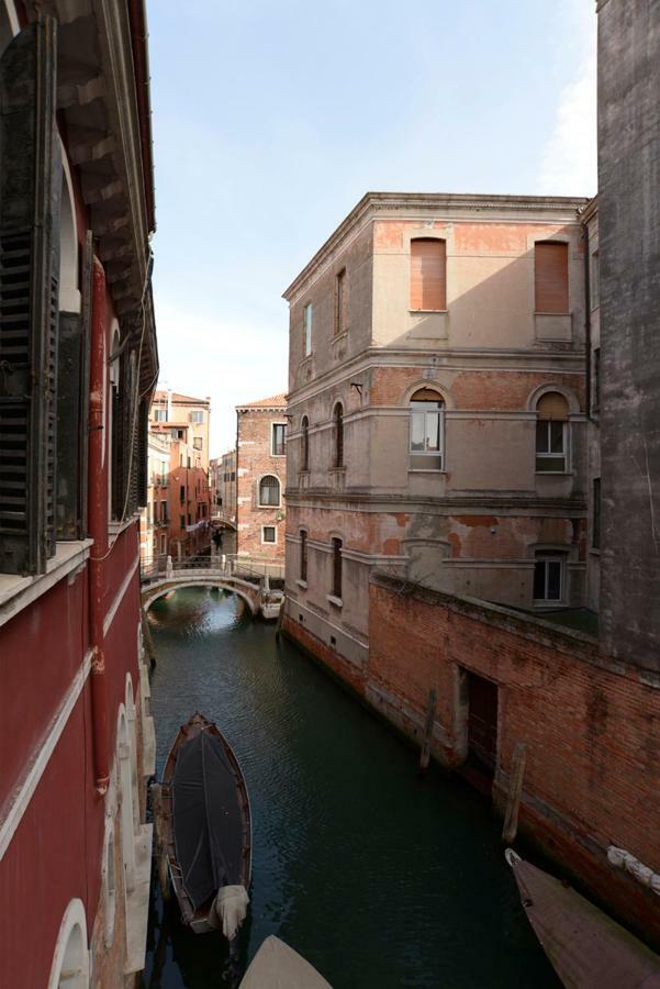 Sunny Canal A/C Wifi Lägenhet Venedig Exteriör bild